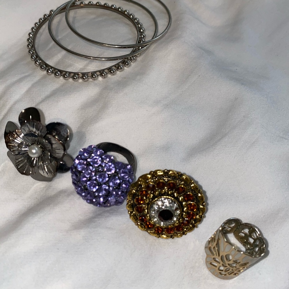 Assorted Jewelry - Picture 4 of 4